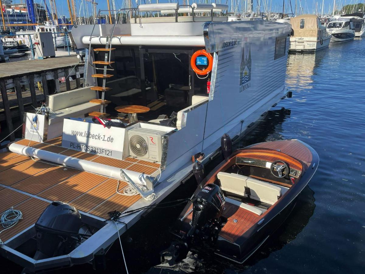 Hotel Hausboot mit Traumlage in Travemünde Lübeck Exterior foto